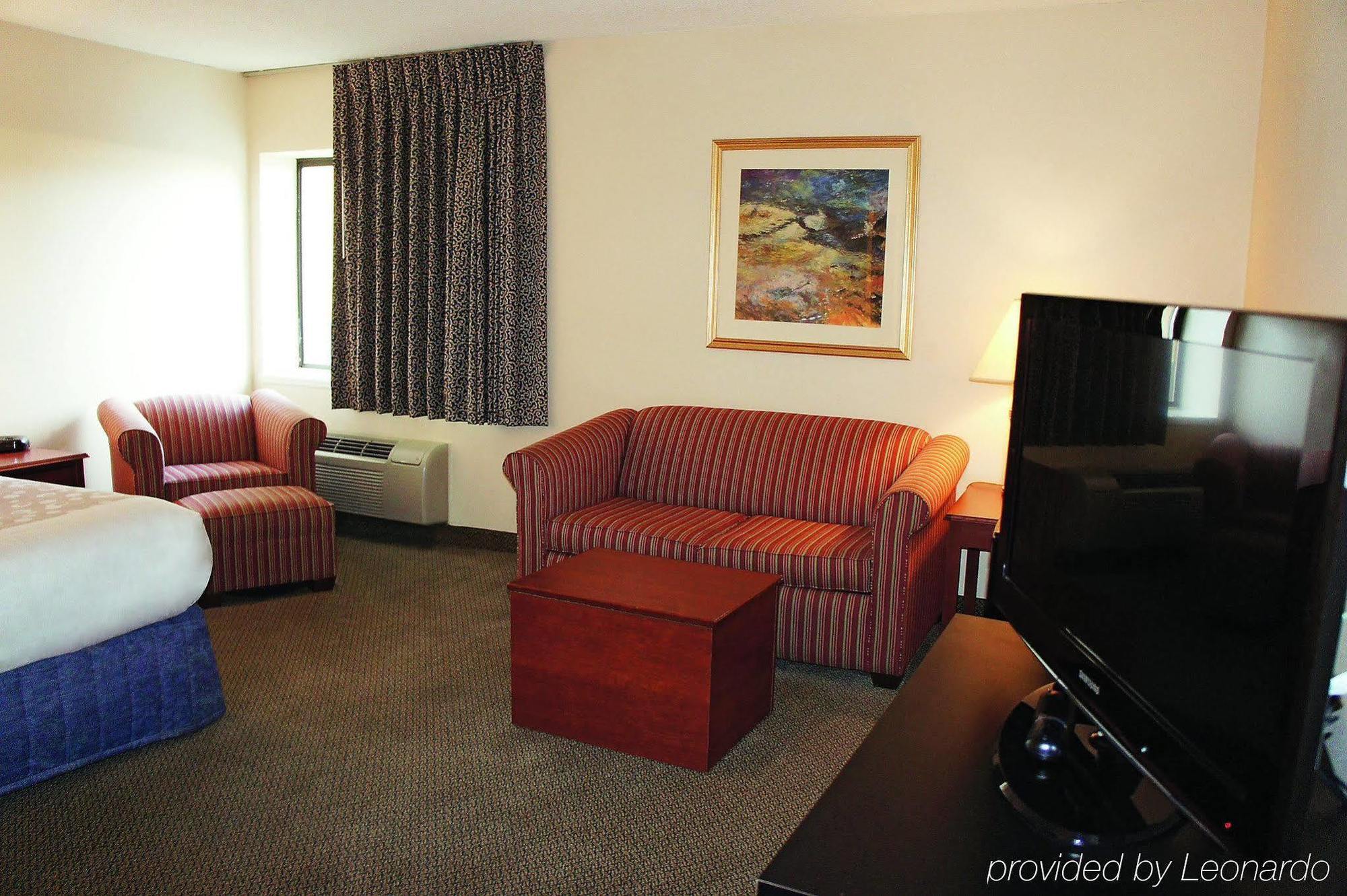 La Quinta By Wyndham Midtown - Buckhead Hotel