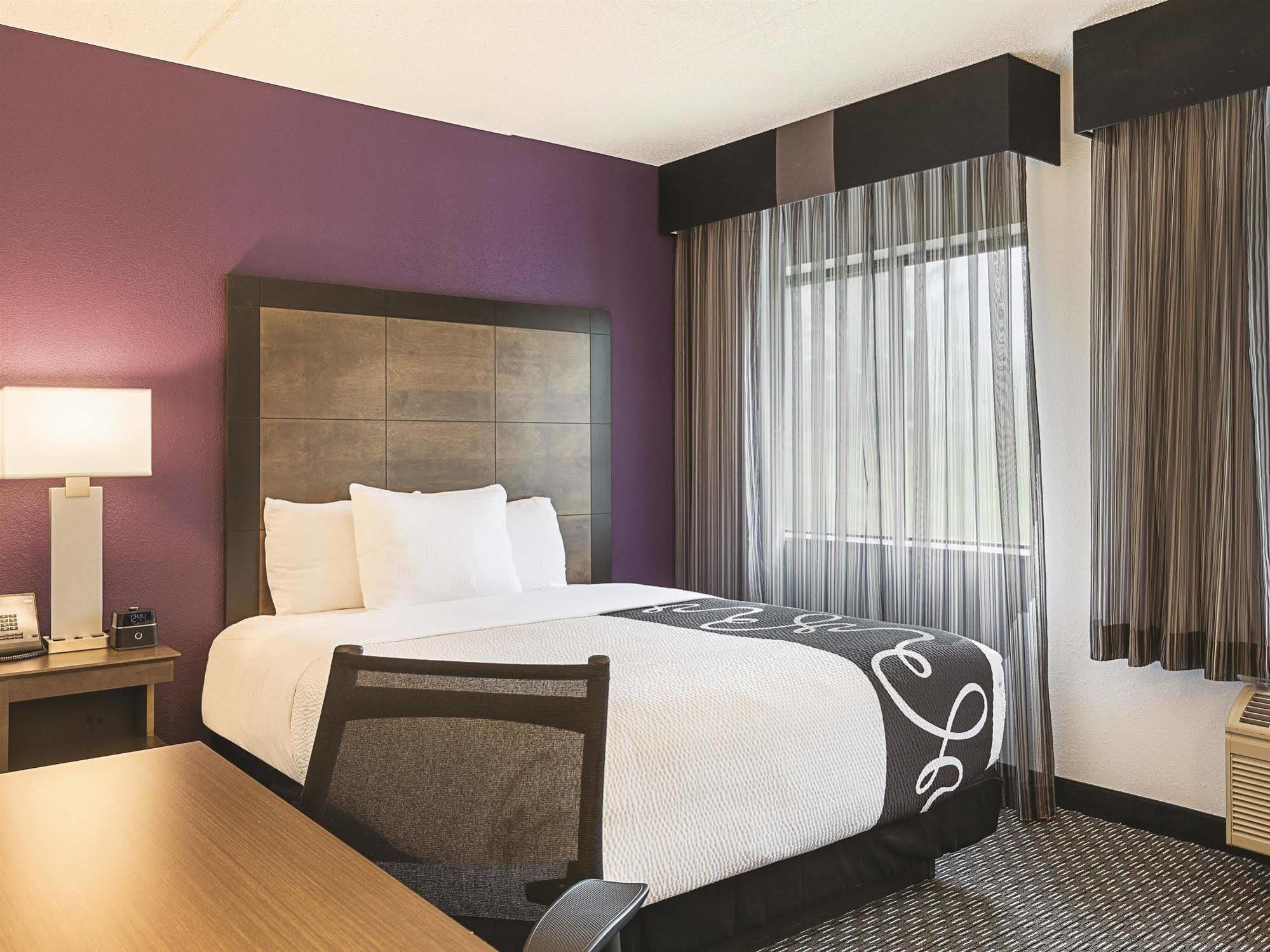 Hotel La Quinta By Wyndham Midtown - Buckhead